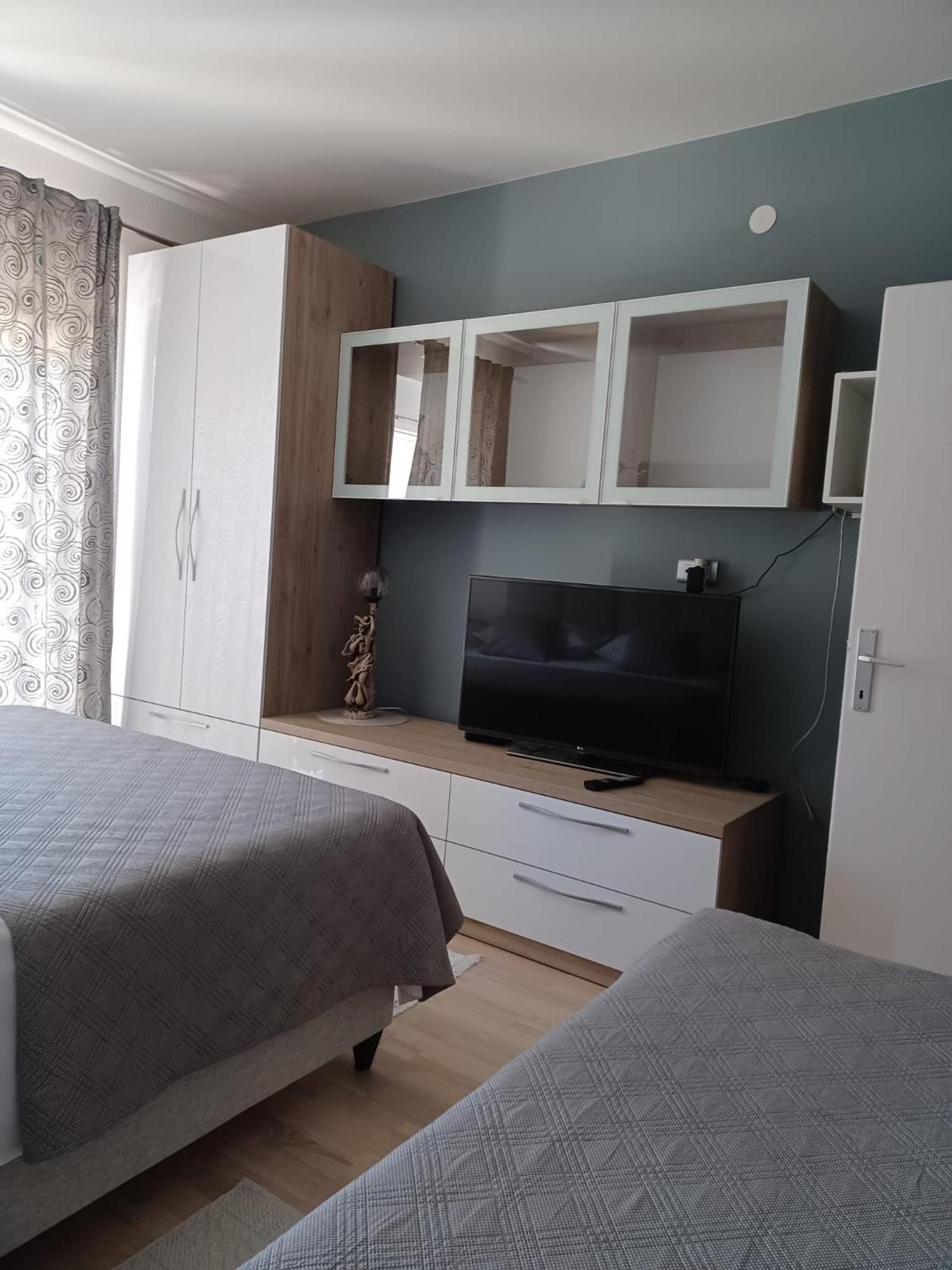 Studio Apartman Marija Трогир Экстерьер фото